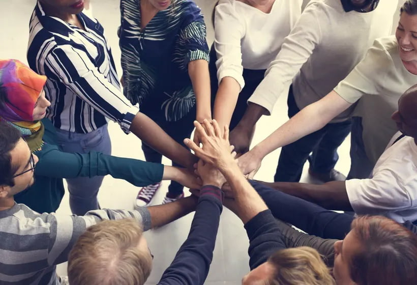 Open Minds. Aligned Efforts.